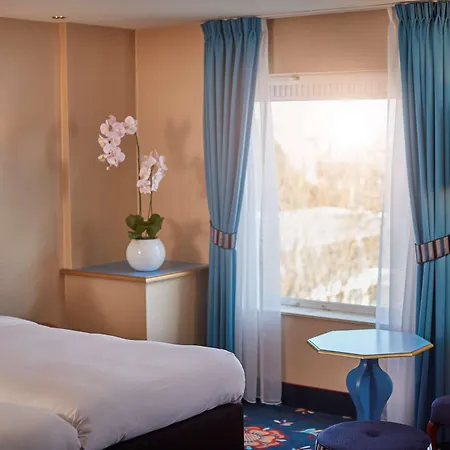 Carlton Ambassador 4* La Haye