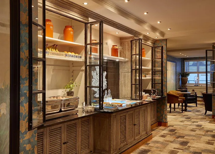 Carlton Ambassador 4* האג