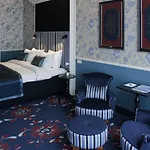 Carlton Ambassador 4*