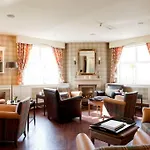 Carlton Ambassador 4*