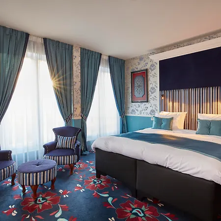 Hotel Carlton Ambassador