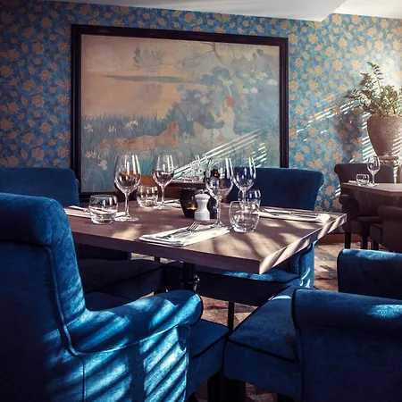 Otel Carlton Ambassador