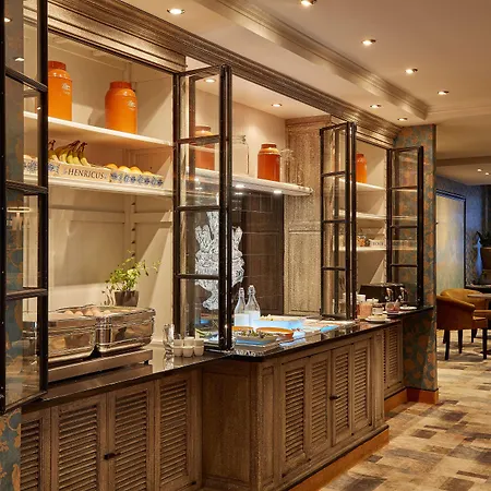 Carlton Ambassador 4* L'Aia