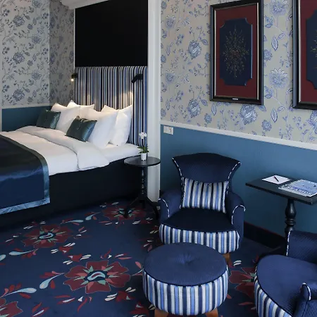 Carlton Ambassador 4*