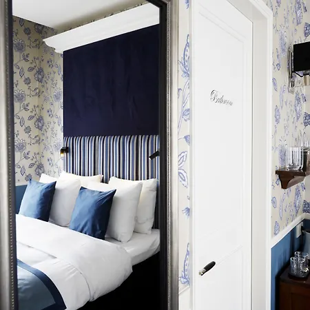 Hotel Carlton Ambassador