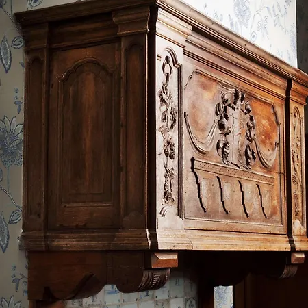 Carlton Ambassador Hotel 4*