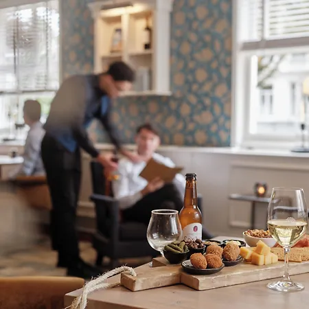 Hotel Carlton Ambassador 4*