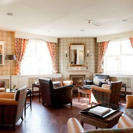 Carlton Ambassador 4*