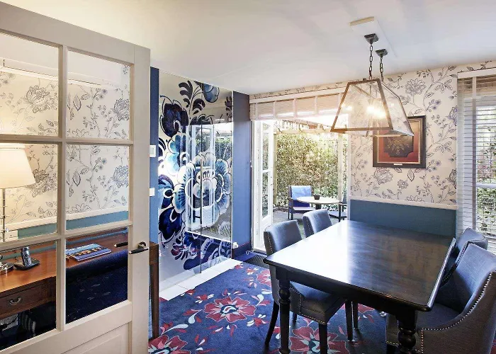 Hotel Carlton Ambassador 4*