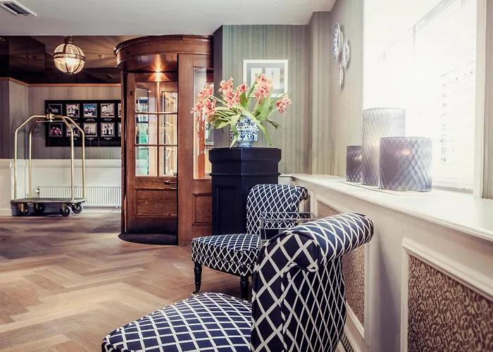 Carlton Ambassador 4* Haga