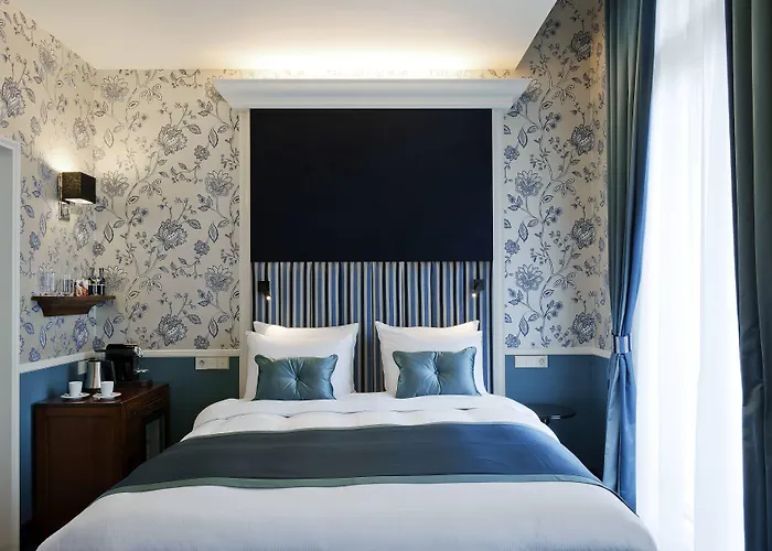 Carlton Ambassador Haga