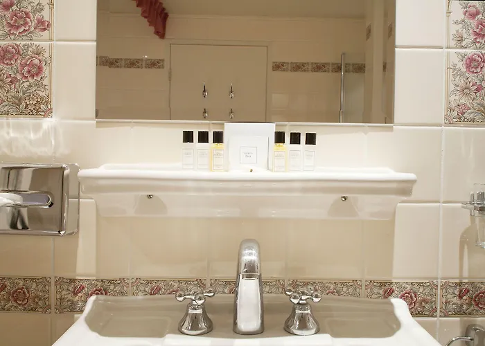 Hotel Carlton Ambassador 4*